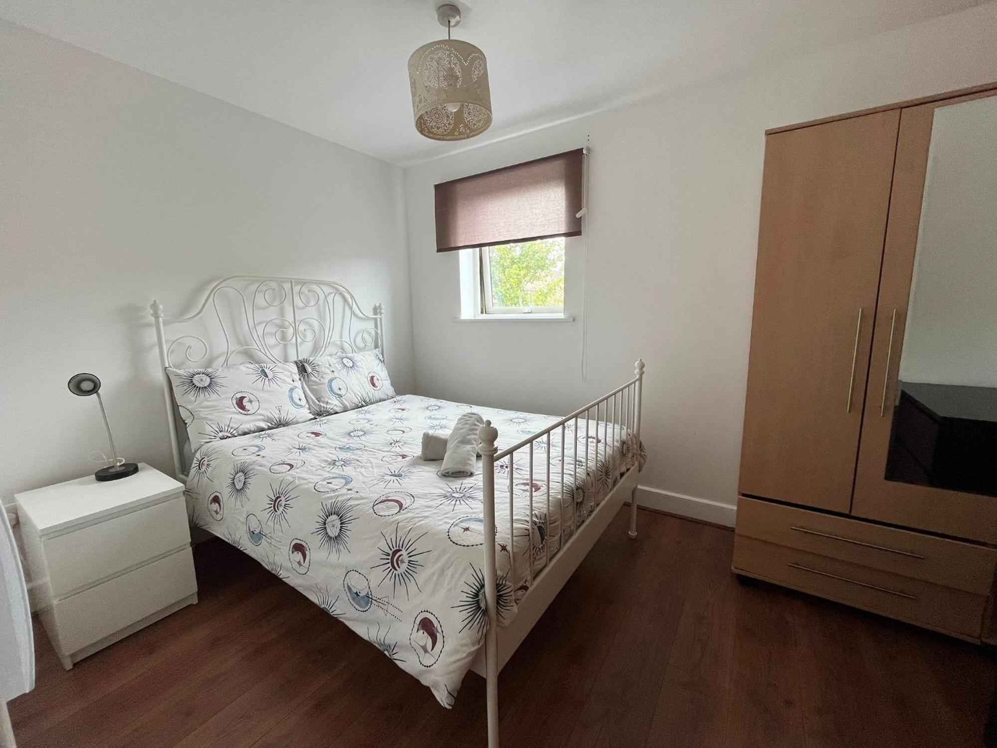 Апартаменты Bai Amazing 5 Sleeper Flat In London Zone 2 Экстерьер фото